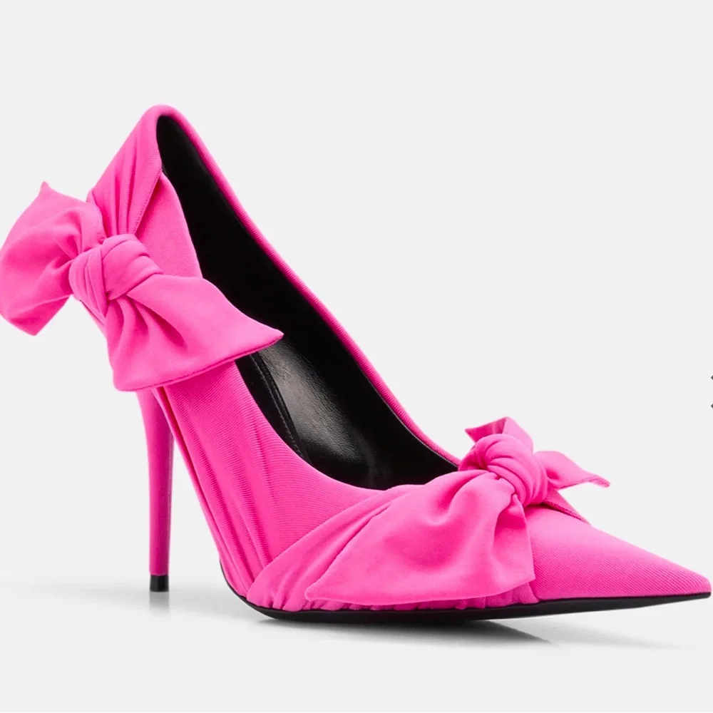Balenciaga Knife Pointed Toe Knot Pink Pumps